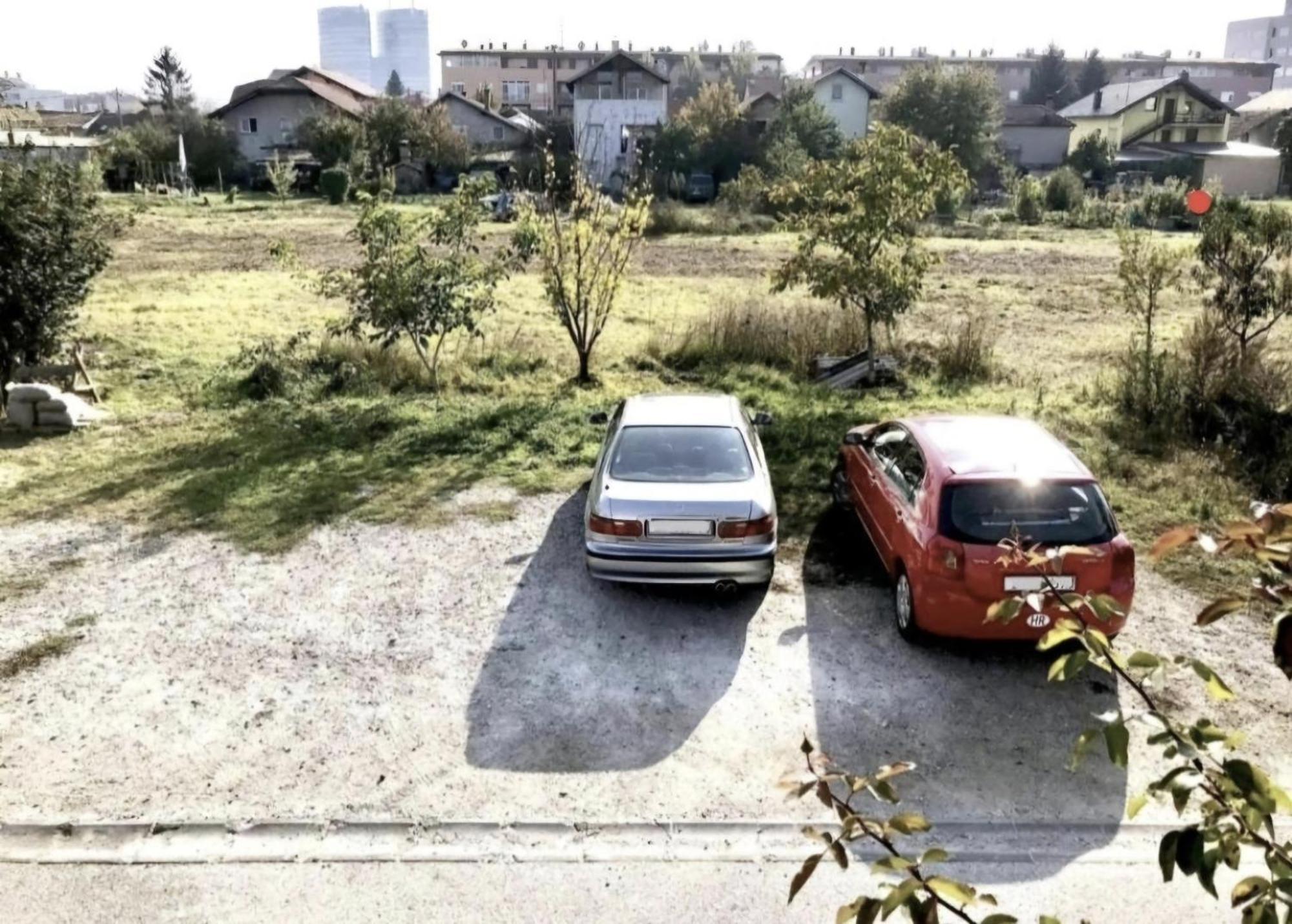 Slatka Sobica Za Dvoje Sa Upotrebom Zajednicke Kuhinje I Kupaonice Zagreb Buitenkant foto